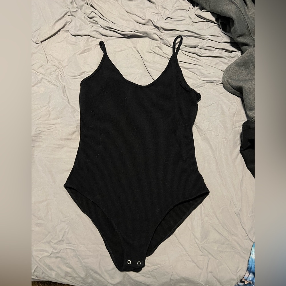 American Eagle Ribbed Vneck Bodysuit